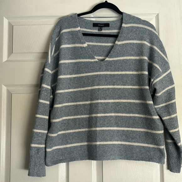 Vera Moda Tops - Super soft top - worn a few times